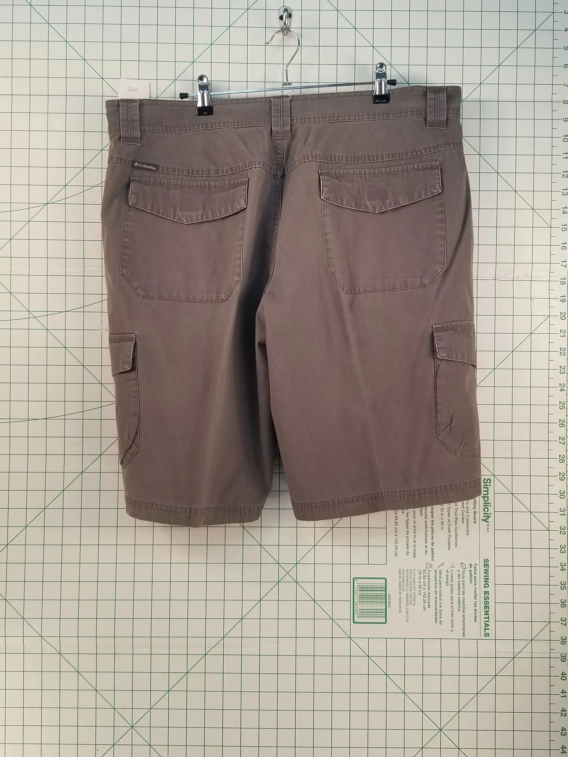 Columbia Grey Cargo Shorts