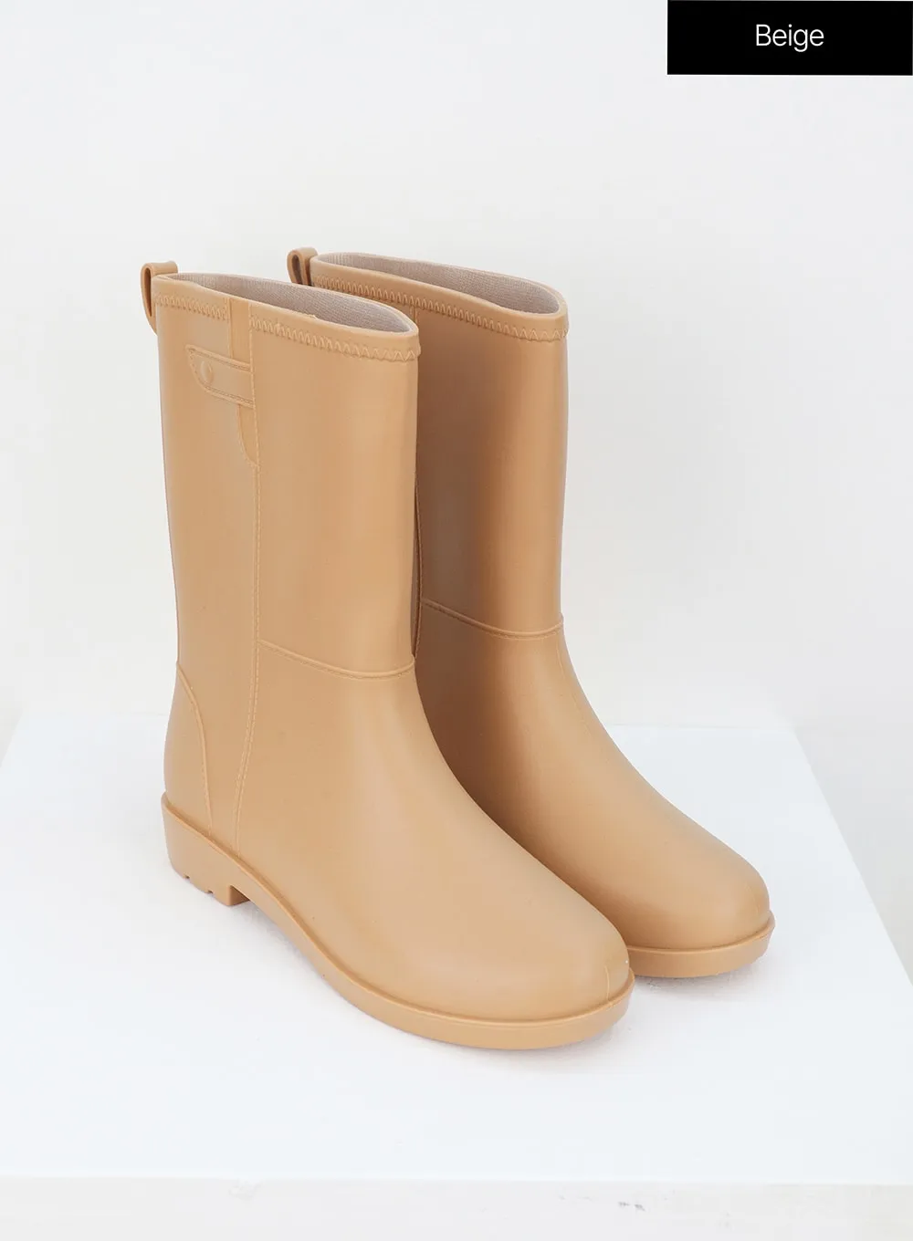 Mid-Calf Rain Boots OU314